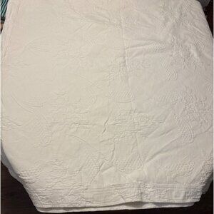 Lands End Coming Home White Cotton Coverlet Queen Size